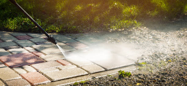 Best Pool Deck Cleaning  in Absecon, NJ
